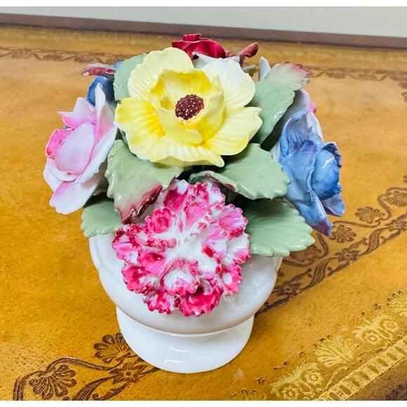 Aynsley England Fine Bone China Colorful Flower Basket Hand Molded & Painted - Picture 6 of 7